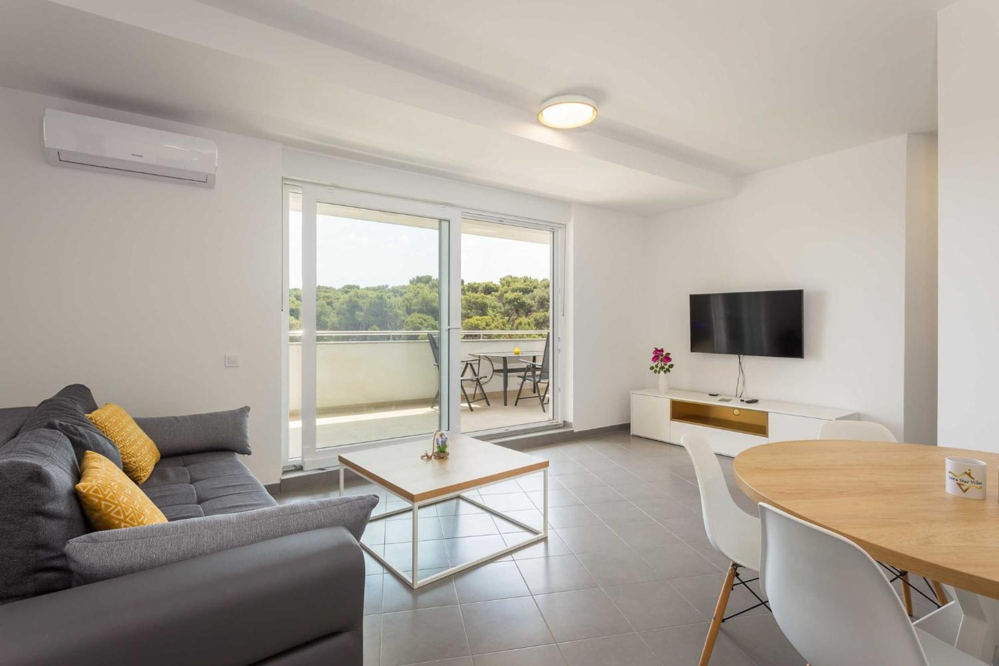 Apartments At Villa Frida Premantura Luaran gambar